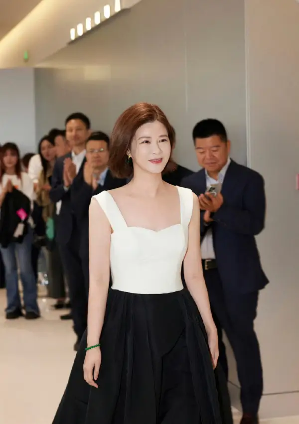 杜華自曝樂華大廈是貸款買的 每個月都需要還貸款 